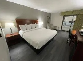 Pine Lake Resort and Banquets