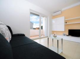 Apartman Mladenic - Krk - Porat .☆☆☆☆, ξενοδοχείο σε Porat