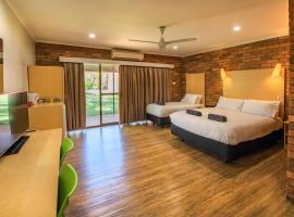 Contour Hotel Katherine, glamping en Katherine