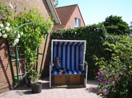 NEU! Ferienwohnung Nord, hotel en Nessmersiel