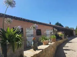 Dépendance pour 1 à 4 pers au calme dans propriété