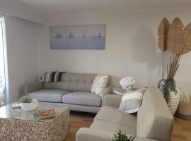 Bayview Bay Apartment and Marina, מלון ליד Sports Super Centre, גולד קוסט