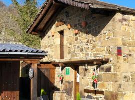 Cabaña Pasiega La Quemada, ξενοδοχείο σε San Pedro del Romeral