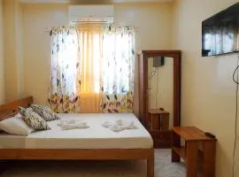 CG'S TRAVELLERS INN