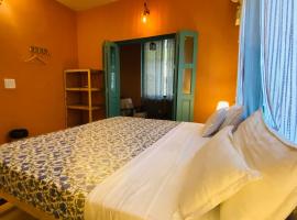 Coco Moon, homestay in Morjim