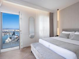 Riviera Suites โรงแรมในคาเนียทาวน์