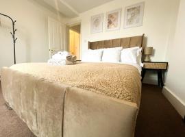 Lovely 1 Bedroom Flat In Gravesend, cheap hotel in Kent