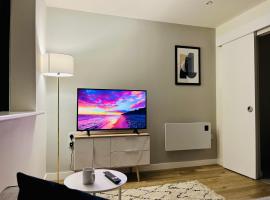 Fantastic one bedroom apartment near Old Trafford Stadium, apartment in Manchester