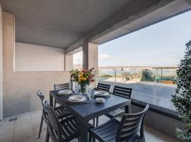 9ten11 Seafront By Homely, hotel v destinaci Mellieħa
