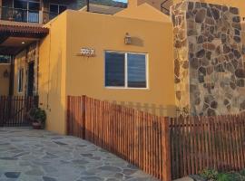 Adorable Casita w/Estuary & Ocean Views, villa in Ensenada