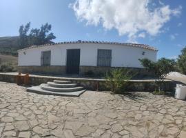 Casa rural Los Jimenez, sveitagisting í Malaga