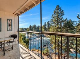 Bend Riverside Condos Near Downtown Bend, bed & breakfast a Bend