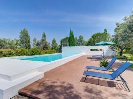 Casa Koya- Luxury house in the countryside, casă de vacanță din São Romão