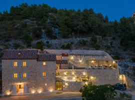 Luxury villa with a swimming pool Malo Grablje, Hvar - 20606, hotel em Hvar