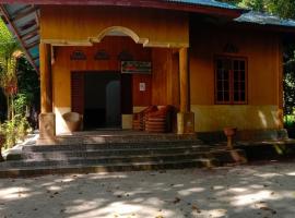 Evelin cottage, lodge in Ohoililir