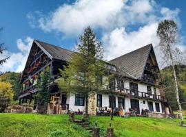 Cabana Serenade, hotel a Suceviţa