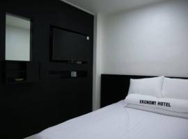 Ekonomy Hotel, апартаменты/квартира в Гуми