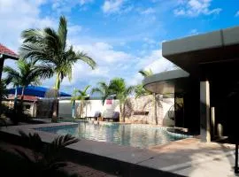 EMC Fully Furnished &Serviced villas 4 bedroom with solar power , private Pool, Starlink Wifi ,Aircons & Dstv
