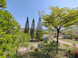 Baan Suan Plearndara, hotel em Wang Nam Khieo