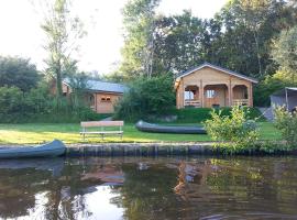 Camping 't Ol Gat, cottage in Zoutkamp