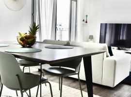 5-Min Paris, Lovely Eco Brand-New Sun-Bathed Apt !, hotel in Aubervilliers