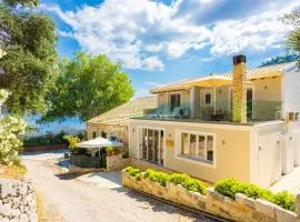 Villa Nikolakis Kerasia, on the beach