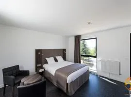 Adonis Dijon Maison Internationale