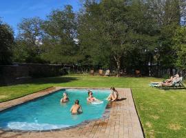 Ganora Guest Farm, Camping and Excursions, hotel romántico en Nieu-Bethesda