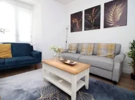 Stylish Group Stay - 4Beds Flat at Swansea Centre
