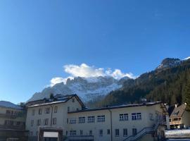 Soggiorno Dolomiti, ξενοδοχείο σε Mazzin