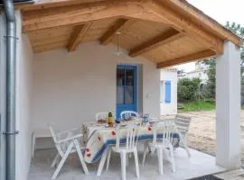 À moins de 500m de la plage, 2 adultes - 3 enfants