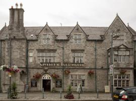 The Bull Hotel, hotel v destinaci Llangefni