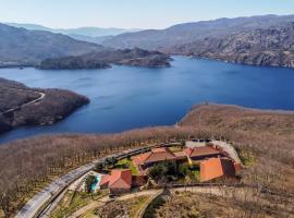 Hotel Vista Bela do Gerês โรงแรมในOuteiro