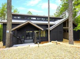 The Enclave, hotel v destinaci Broken Bow