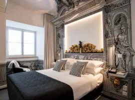 Teatro Boutique Rooms & Suites