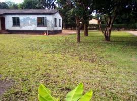 Olivia Jones Residence II - Livingstone Barrio, cabana o cottage a Livingstone