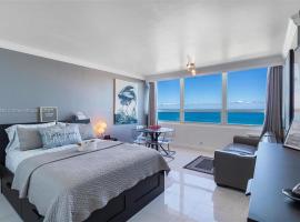 7th - 7 Heaven Miami - Stunning Ocean View - Free Parking, апартамент на хотелски принцип в Маями Бийч