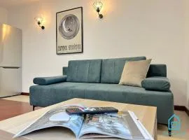 Zatoka Apartment- Tranquil Retreat, 15 Minutes to the Sea & Gdańsk City Center