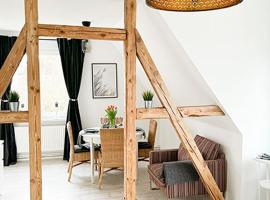 Modernes Apartment mit Balkon free Parking Netflix, Ferienunterkunft in Celle