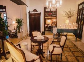 Los Murmullos Casa Boutique por chef Patrick Cros, Campeche, Cama e café (B&B) em Campeche