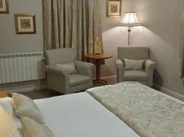 Sturdy`s Castle - Historic Coaching Inn near Blenheim Palace, Oxfordshire
