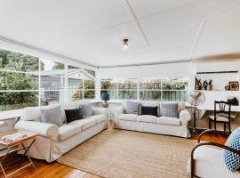 Mortimer Cottage - A Pool Oasis in Heart of Mudgee, hotel din Mudgee