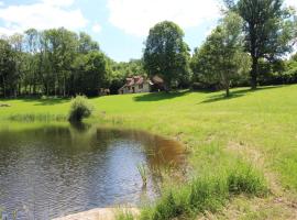 Marie antoinette, holiday rental sa Château-Chervix