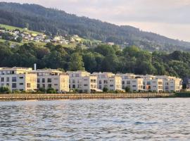 SEASIDE Appartement, hotelli Staadissa