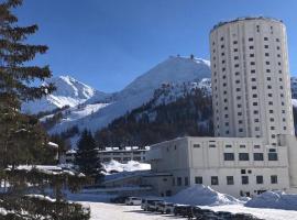 Fiocco di Neve Apartment, Familienhotel in Sestriere
