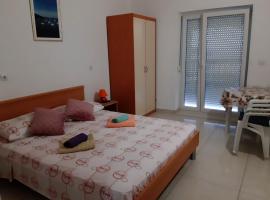 Apartments Franka Saplunara, hotel v destinaci Saplunara