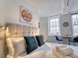 Guest Homes - Hills Apartments: Worcester şehrinde bir otel