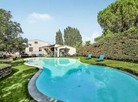 Stunning Home In Malataverne