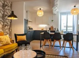 Duplex contemporain dans maison du XVIIème siècle