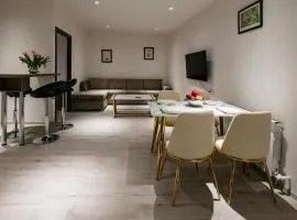 Nice New House In City Center